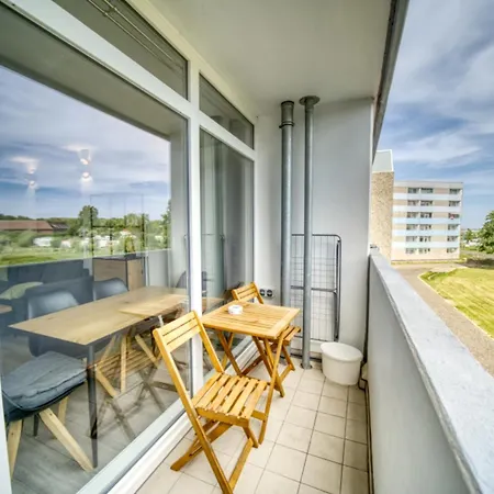 - Haus N, App 0n0204 Appartement *